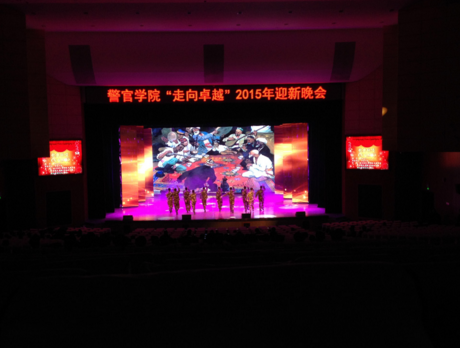 成都舞臺燈光設(shè)計(jì)對于燈光設(shè)備有哪些要求呢？